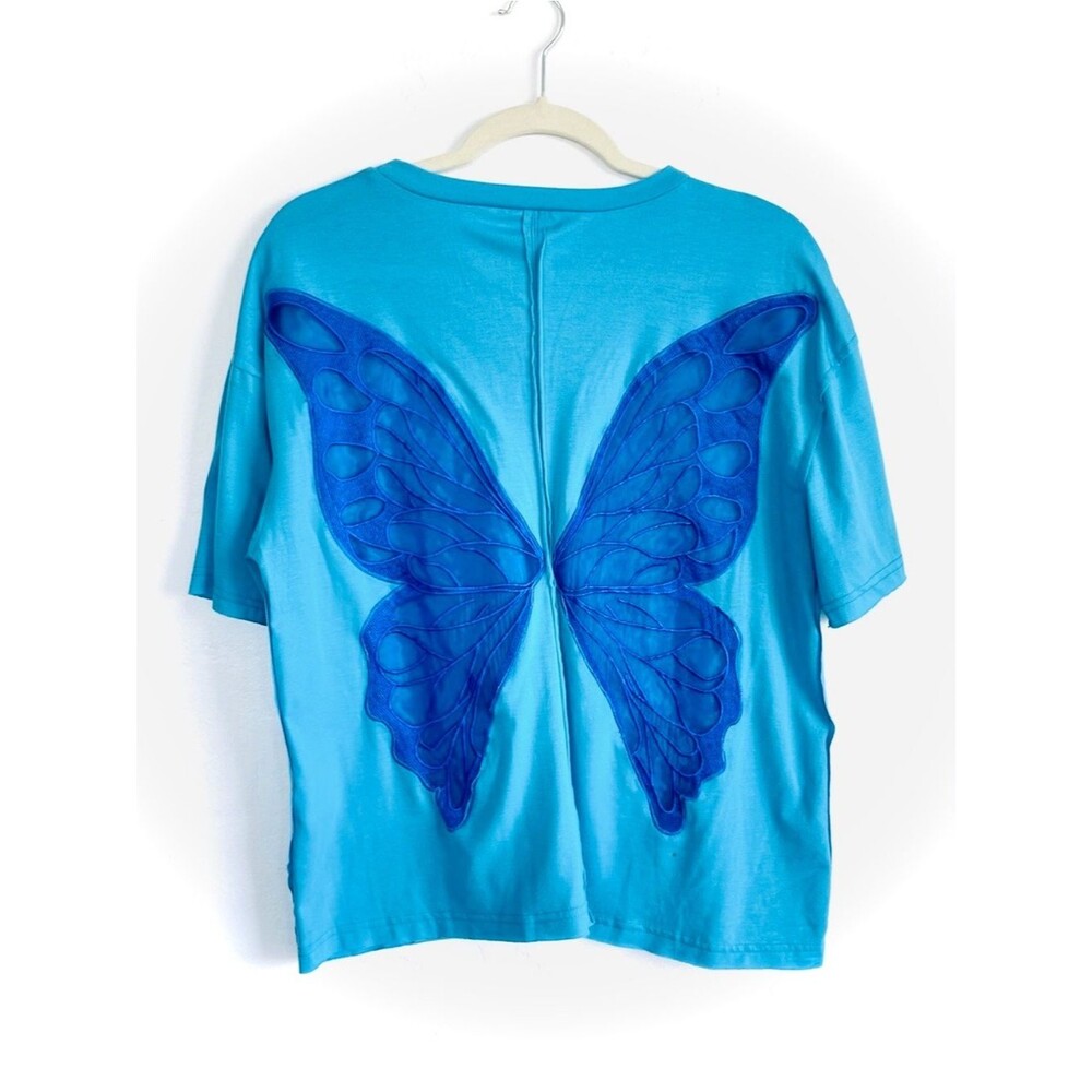Butterfly Appliqué Short-Sleeve Top in Turquoise